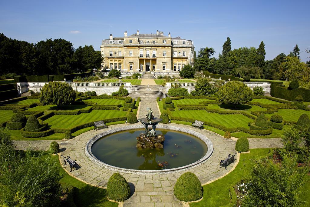 Luton Hoo Hotel, Golf And Spa Ngoại thất bức ảnh The formal gardens at Stourhead